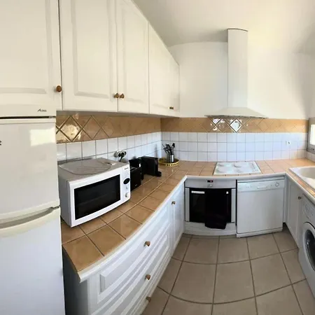 Athenee - Bel 3 Pieces Dans A Mae-0704 아파트 식스포즈레스플라지스