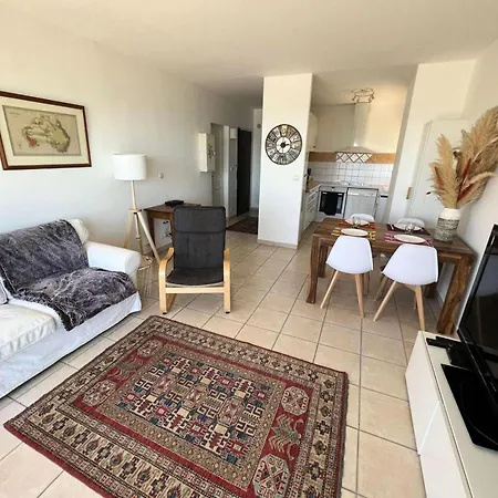 Apartment Athenee - Bel 3 Pieces Dans A Mae-0704